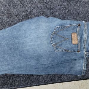 Wrangler Retro Slim Straight Denim